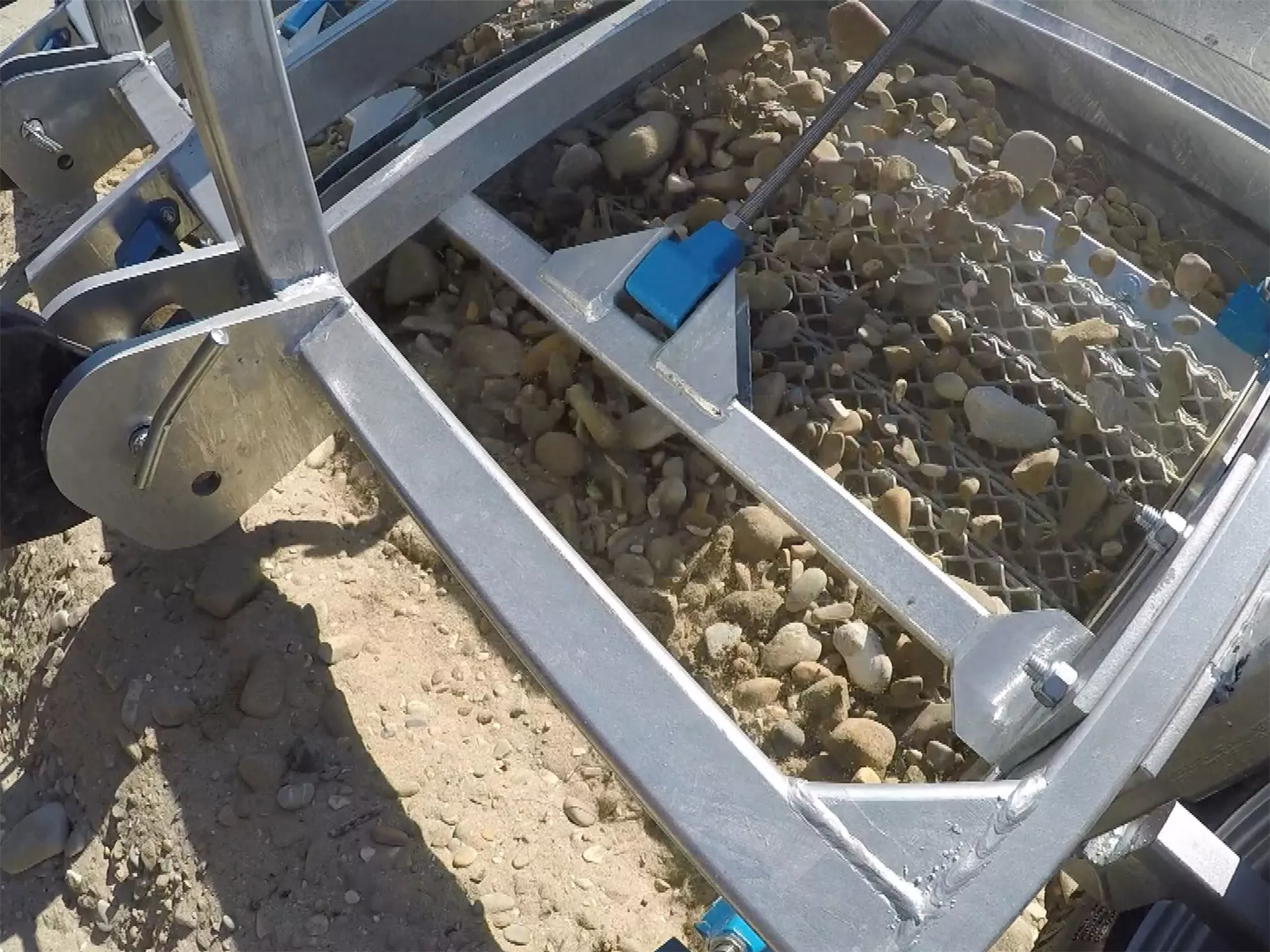 Beach Cleaning Machine Behind Tractor: Evolution 165