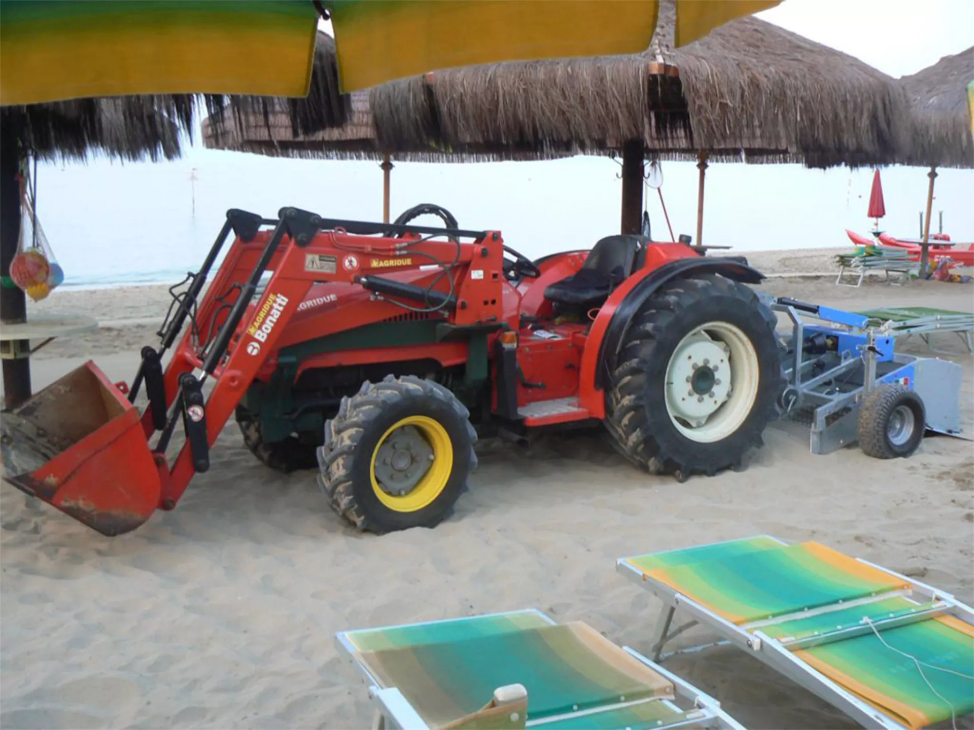 Beach Cleaning Machine Behind Tractor: Evolution 135